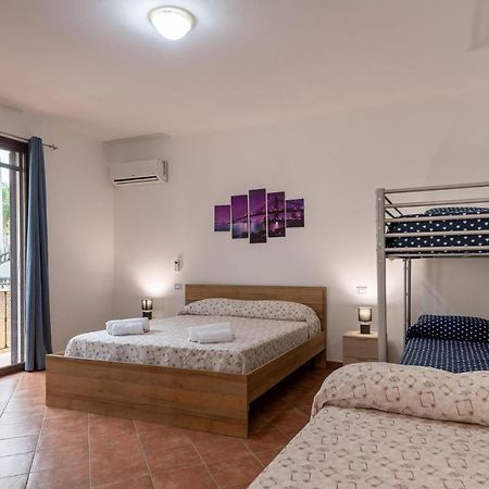Alelida Villa Con Piscina Чинизи Экстерьер фото