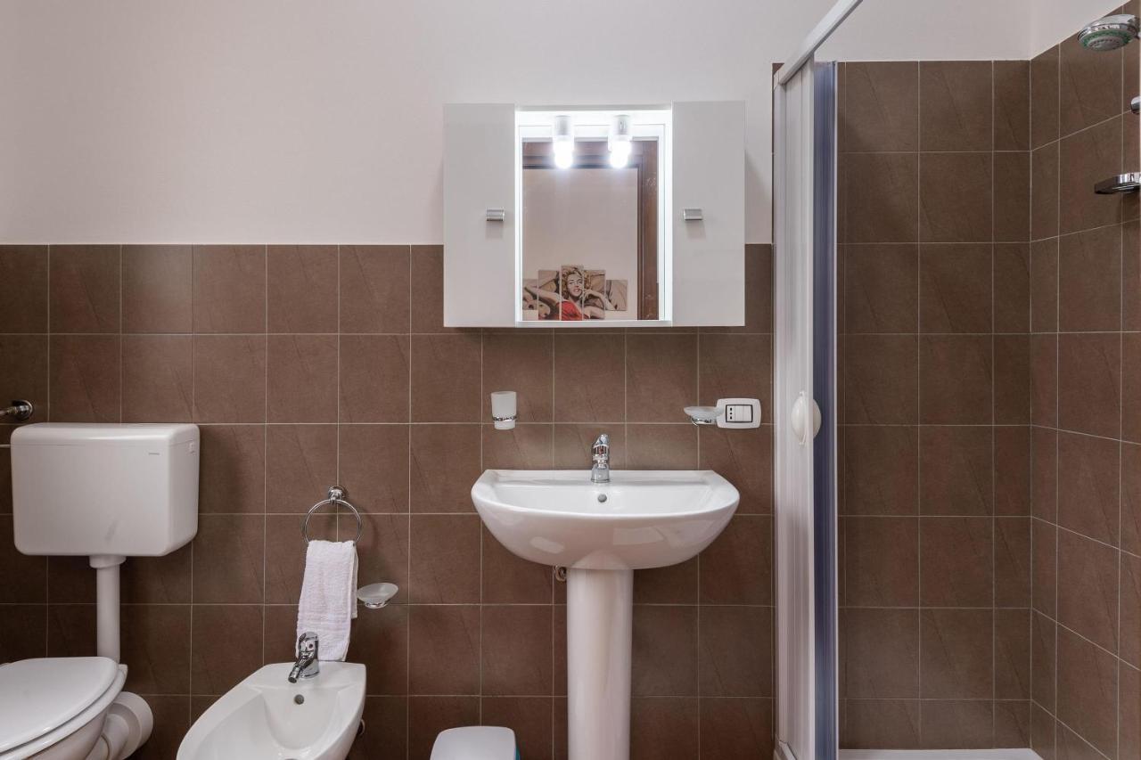 Alelida Villa Con Piscina Чинизи Экстерьер фото