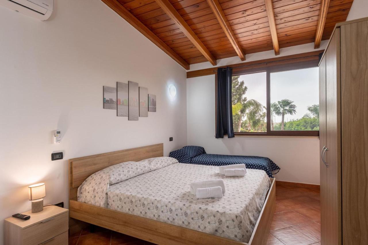 Alelida Villa Con Piscina Чинизи Экстерьер фото