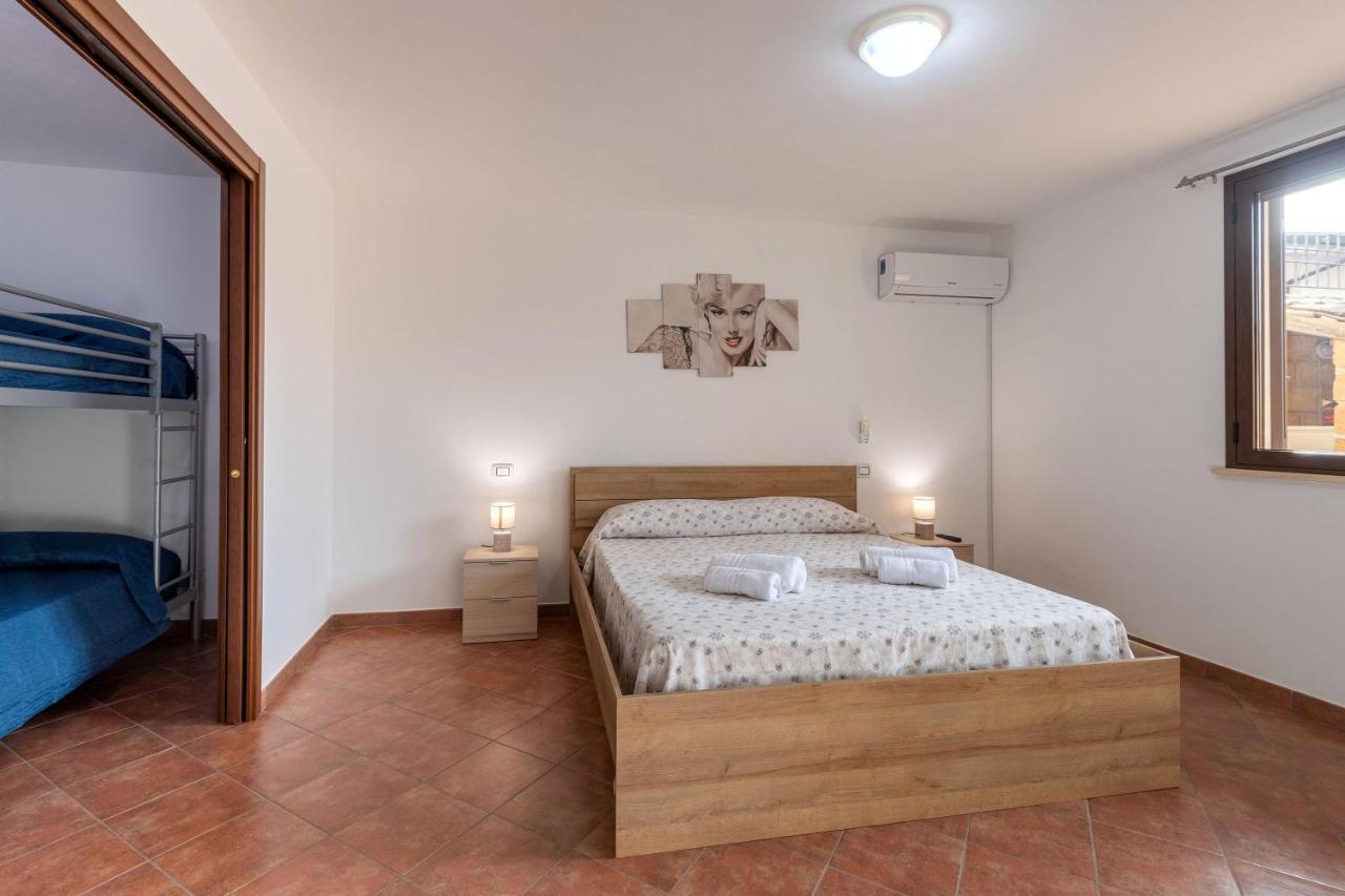 Alelida Villa Con Piscina Чинизи Экстерьер фото
