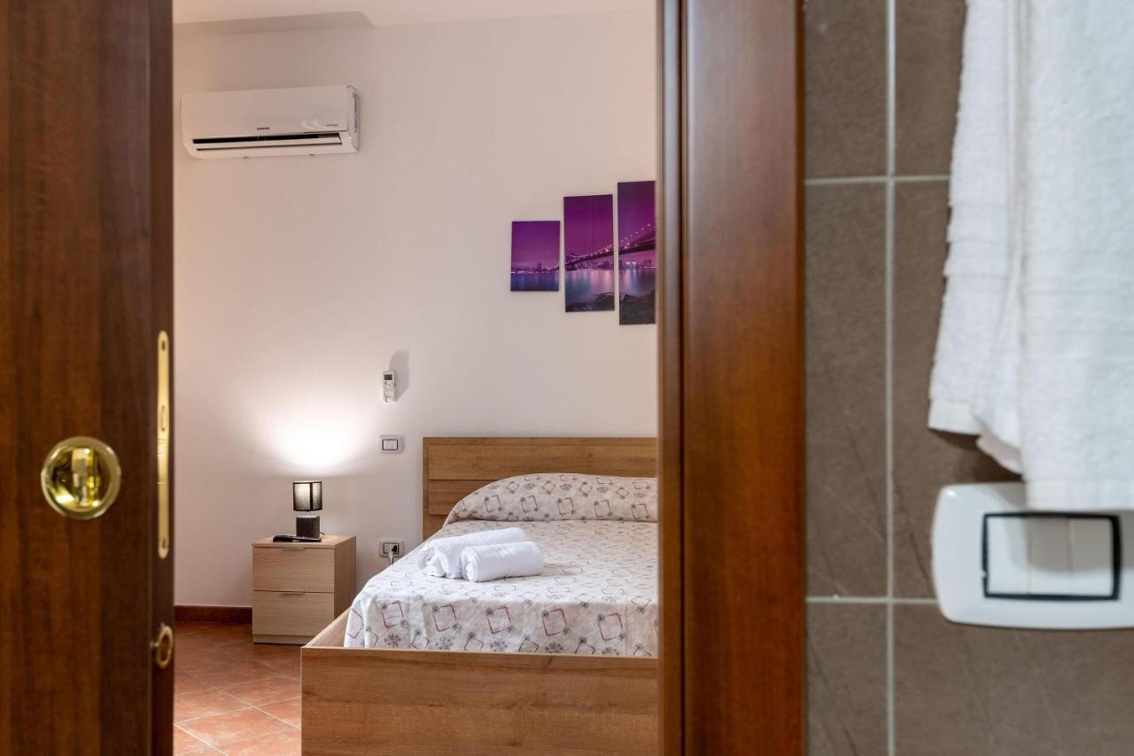 Alelida Villa Con Piscina Чинизи Экстерьер фото